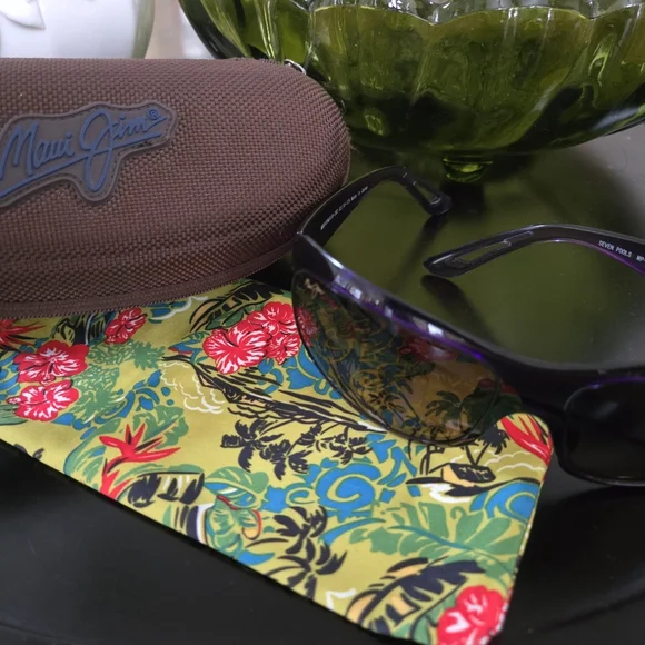 Maui Jim Seven Pools Polorized Sunglasses - Picture 13 of 14